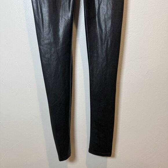 Spanx Faux Leather Stripe Leggings Size XS NWT Vegan - Picture 9 of 16